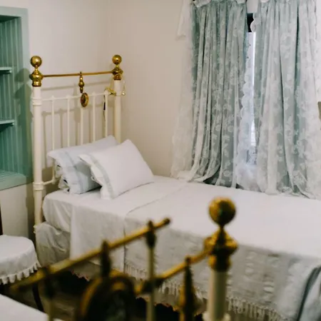 Antique Apartment *